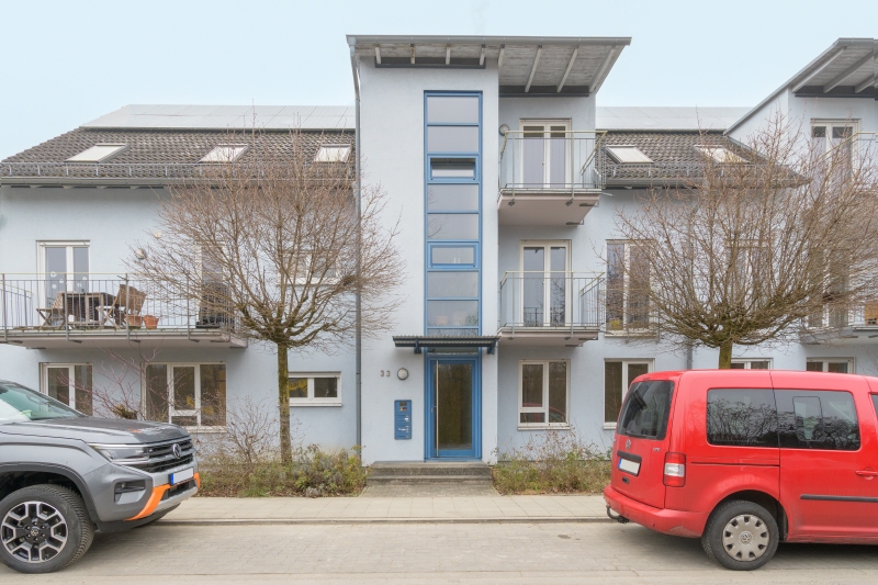 KA-Weiherfeld | großzügige Gewerbefläche (Büro/Praxis) im EG in ruhiger und zentraler Lage - ab sofort bezugsfrei